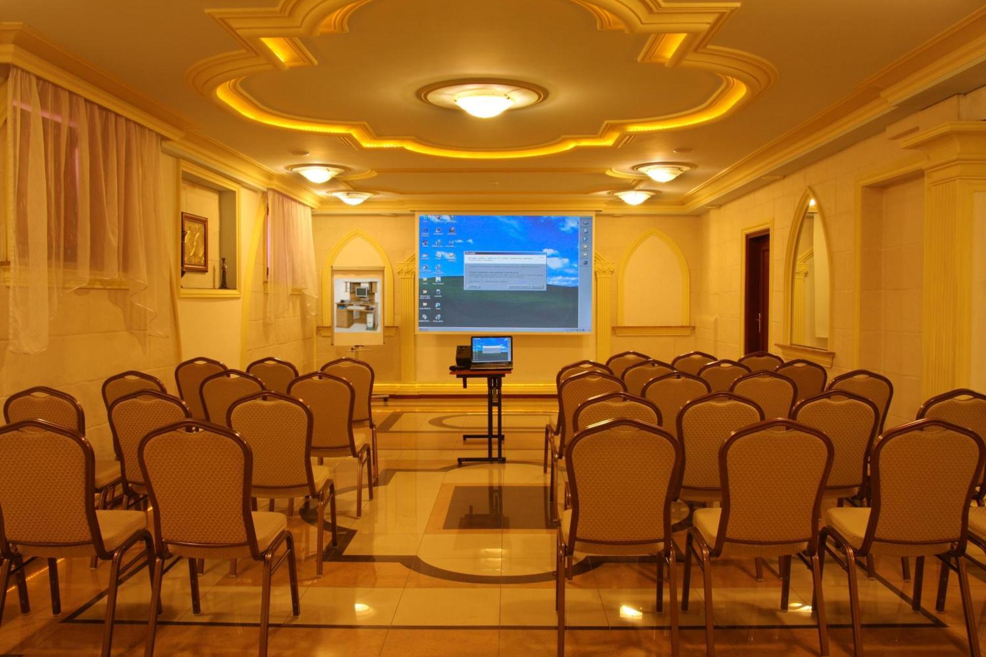 Cumulus Hotel Będzin Buitenkant foto